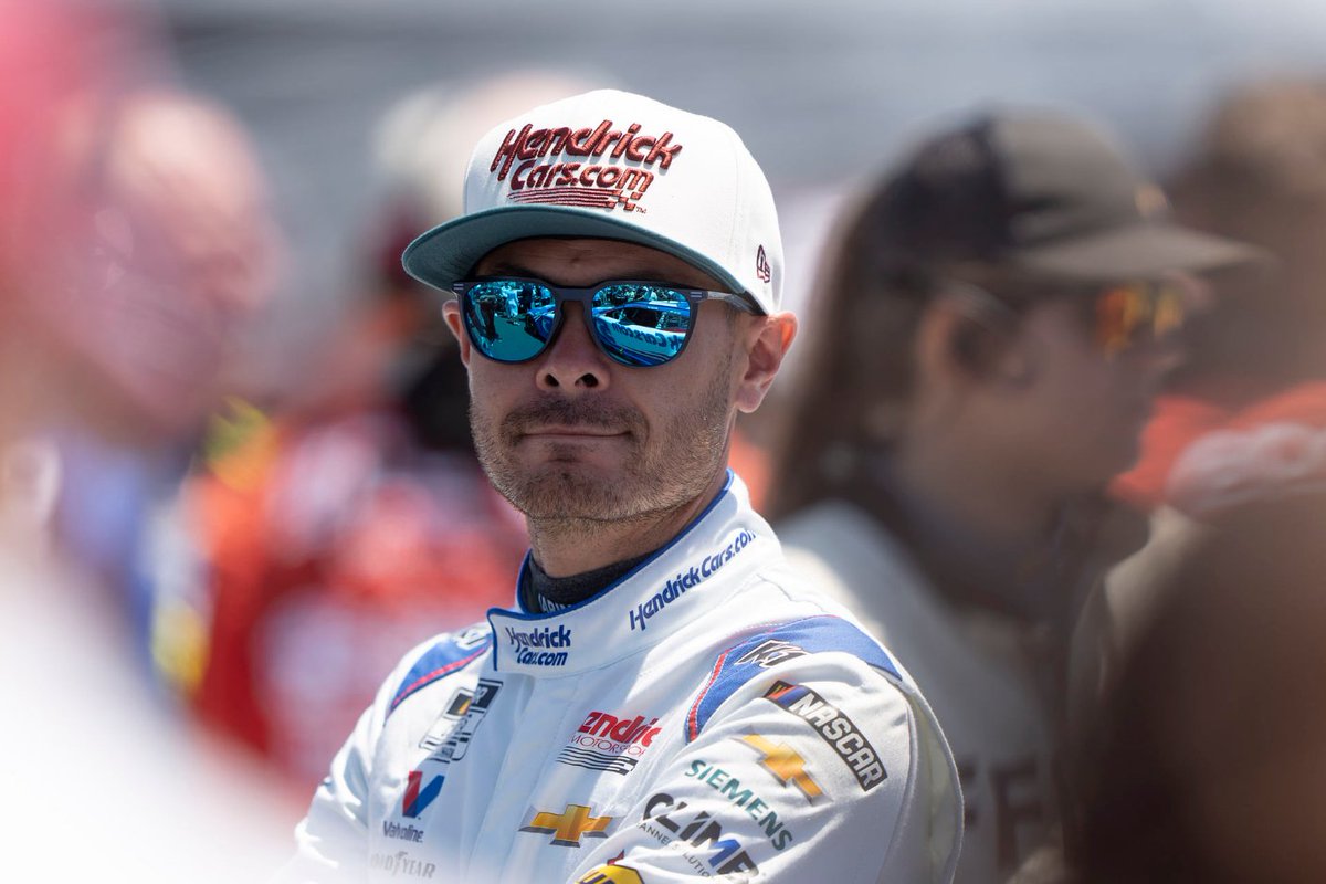 geo_loops's tweet image. Kyle Larson is doubling up at Indy! Catch him in the Xfinity Series this Saturday and the Cup race Sunday as he hunts back-to-back victories at the Brickyard! sportskeeda.com/nascar/news-ky…