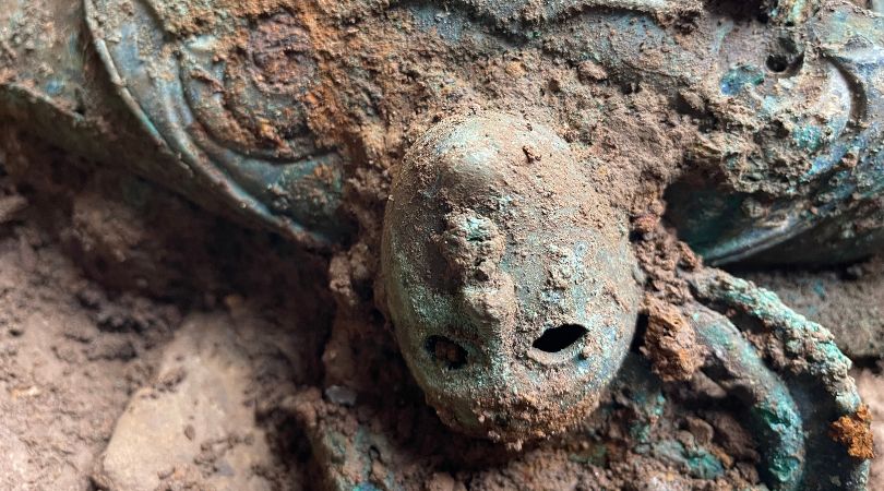 durham_uni's tweet image. The incredible Melsonby Hoard, one of Britain’s most significant Iron Age finds, continues to make headlines with this excellent documentary from @HistoryHit 👉 brnw.ch/21wUkeZ
@ArcDurham | @HistoricEngland | @britishmuseum | @YorkshireMuseum