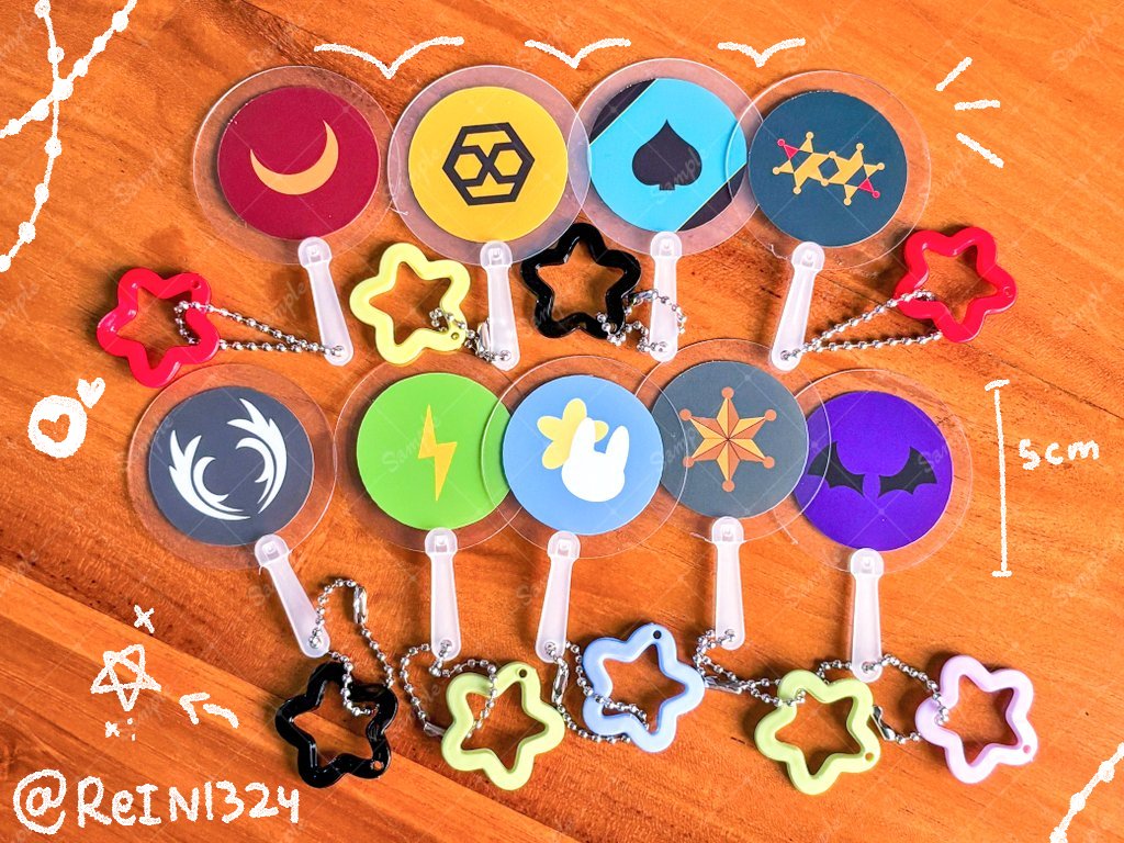 ✨ Featured Product Alert! ✨

#Cocoma3 Ensemble Stars!! Mini Uchiwa sample! 

🌟 Avail all Unit 
📏 5 x 7,8 cm

Pre-Order link in reply 
#enstars #ensemblestars