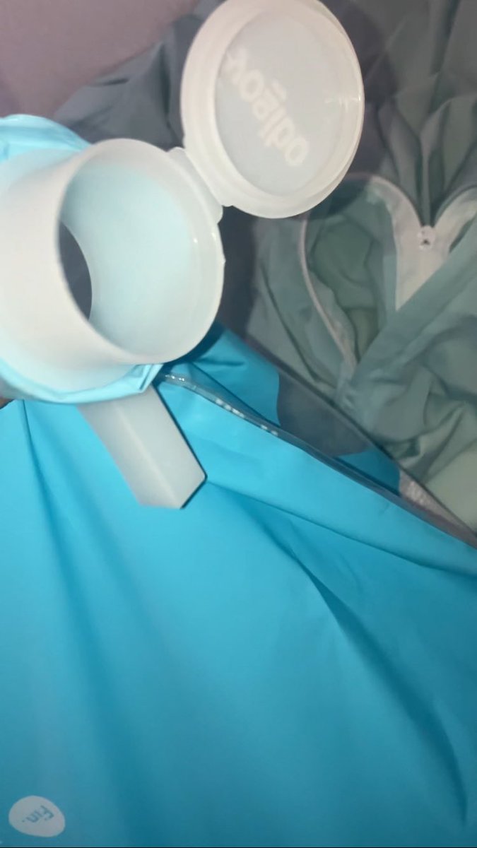 igusuke's tweet image. 5年前に買ったyogiboがだいぶヘタってきたので、中のビーズを追加しました。ちょっと油断するとこぼれてしまうから、次男帰省中で助かりました😊