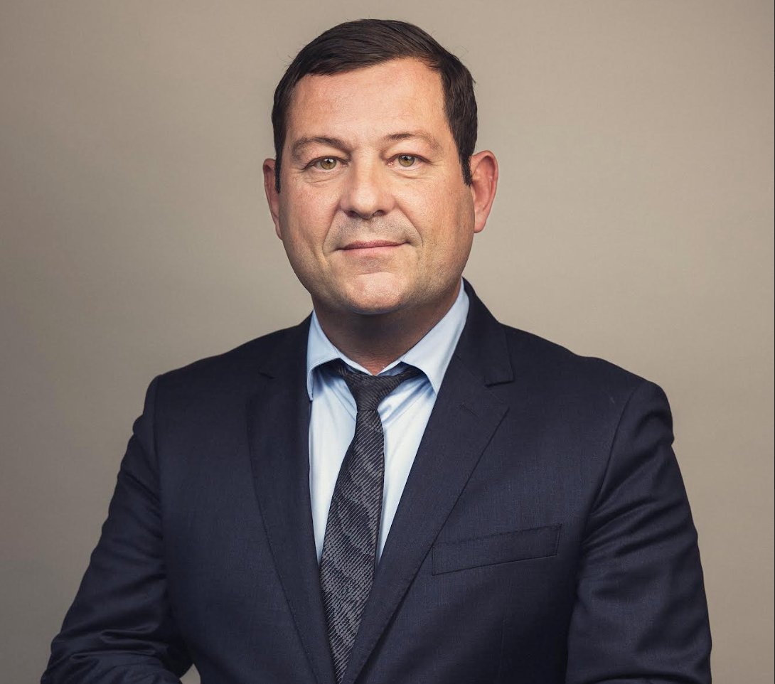 #INTERVIEW. Jérôme Perrin directeur du réseau #Outremer de la #BREDBanquePopulaire : « Transition énergétique, projets structurants, #entrepreneuriatlocal, développement régional, la BRED Banque Populaire est engagée dans les Outre-mer depuis 40 ans. »

➡️tinyurl.com/3wh2bep9