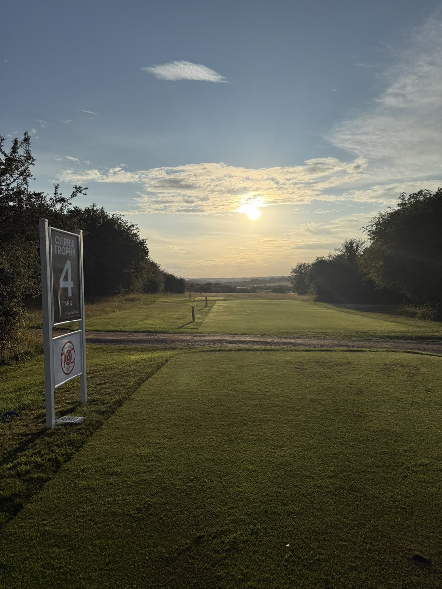 Great first couple of days for morning and evening set up for The Carris Trophy <a href="/luffenhamheath/">Luffenham Heath GC</a> <a href="/EnglandGolf/">England Golf</a>