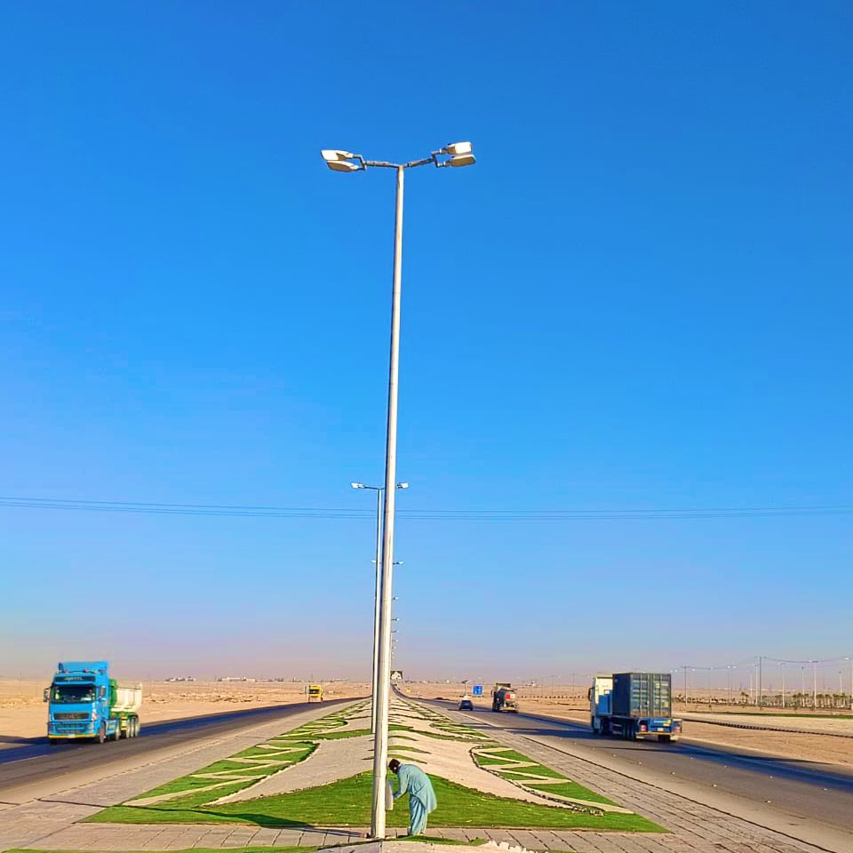 ummkhonsar's tweet image. #صور
ضمن الجولات الميدانية.. تواصل فرق الصيانة في #بلدية_أم_خنصر أعمال صيانة الإنارة في الشوارع والطرق العامة لضمان إنارة آمنة ومستقرة.
#بلدية_أم_خنصر
#أمانة_منطقة_الحدود_الشمالية