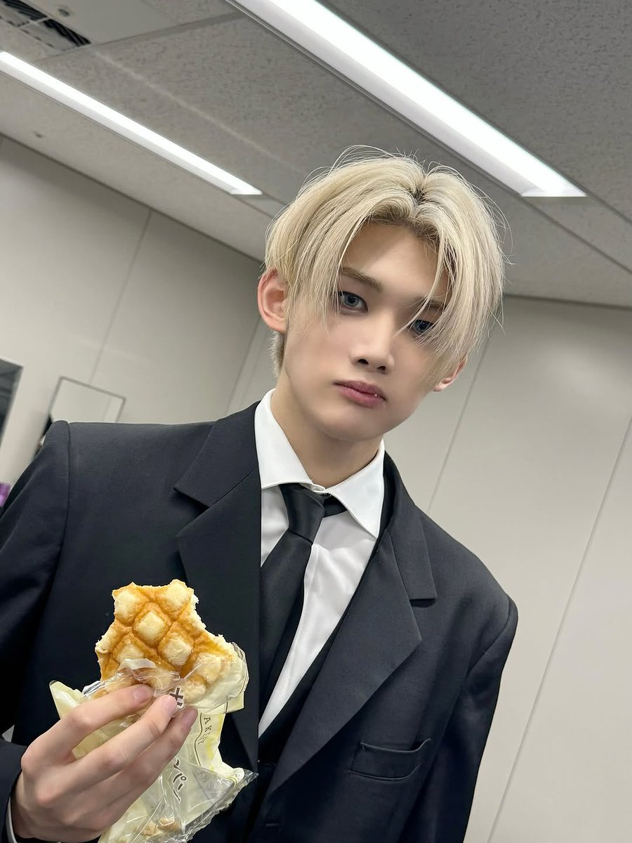 いろえんぴつ✏︎³ʳᵈ☽ᵕ̈₀₉₀₃ 🌙 (@hiroyuka78) / X