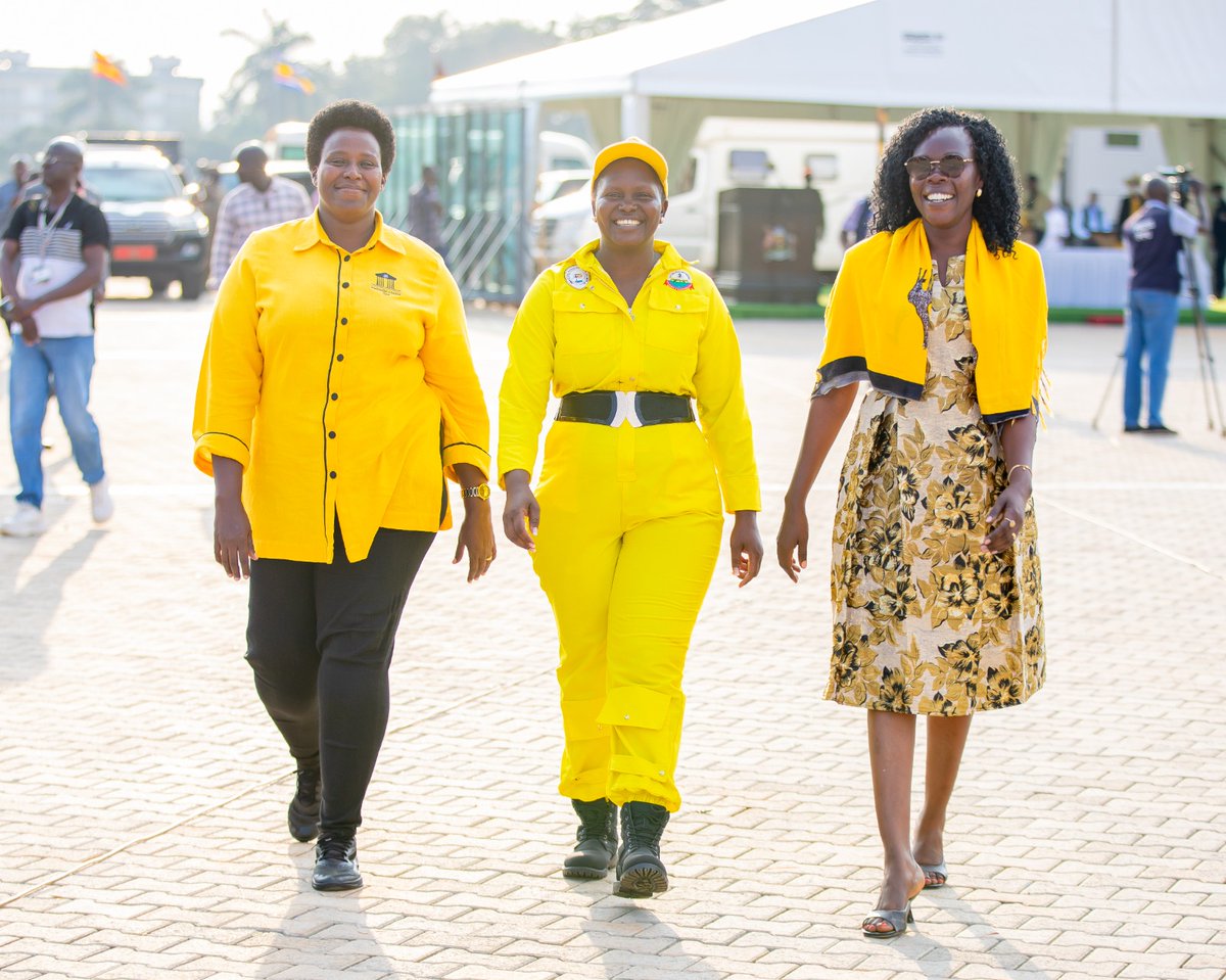 Anite__Evelyn's tweet image. Congratulations,@KagutaMuseveni,upon successful completing wealth creation tours in the entire country after investing shs 3.3 trillion in PDM,shs413.4 bln in ACF,Shs 660bln in Emyooga, 58.5 bln in youth skilling initiative.With all the above vote @M7 poverty will be history.