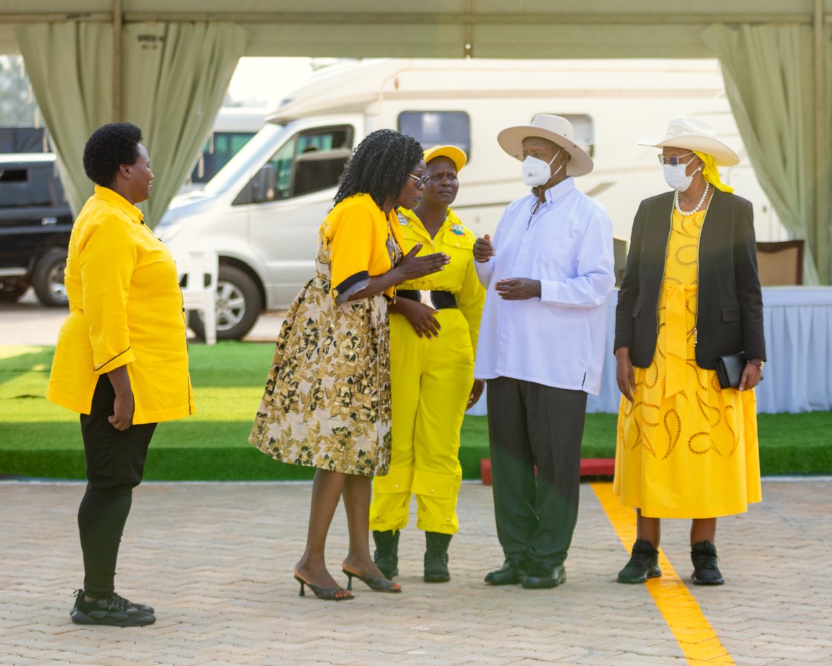 Anite__Evelyn's tweet image. Congratulations,@KagutaMuseveni,upon successful completing wealth creation tours in the entire country after investing shs 3.3 trillion in PDM,shs413.4 bln in ACF,Shs 660bln in Emyooga, 58.5 bln in youth skilling initiative.With all the above vote @M7 poverty will be history.