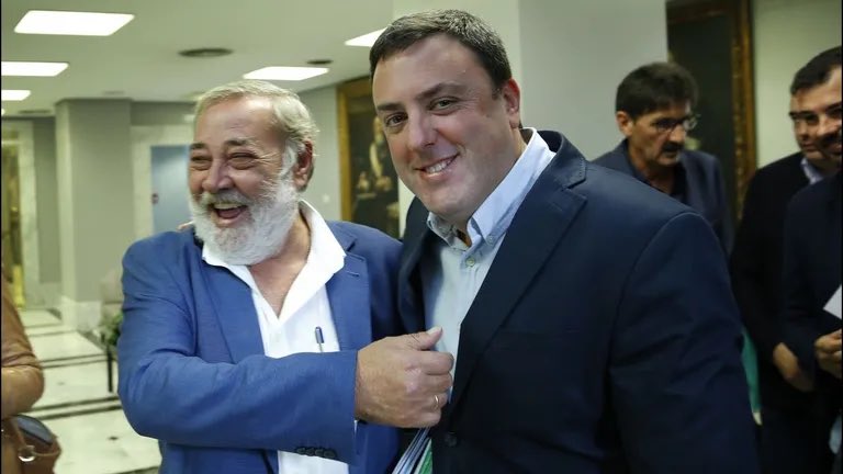 🖤Un día moi triste. Julio Sacristán foi un alcalde de referencia, unha figura clave no desenvolvemento de Culleredo e da área metropolitana da Coruña. 

Vaise un socialista comprometido, un traballador incansable e un gran amigo. 

As miñas condolencias á súa familia e amizades.