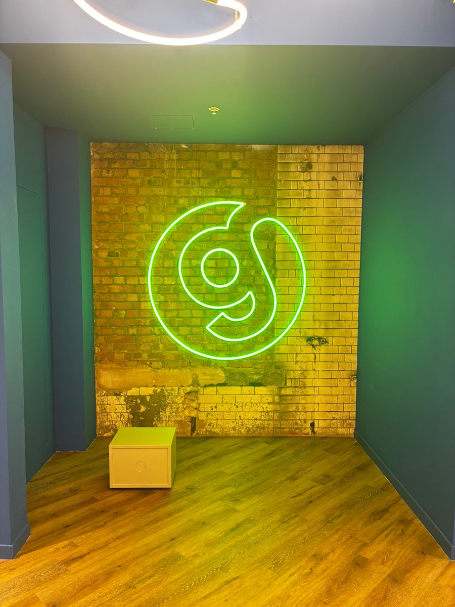 GodelTech's tweet image. Last week, a couple of the Godel team had the opportunity to visit TGG&apos;s office. We welcomed Krzysztof, our new Delivery Manager, for his in-person onboarding. It was a productive session that allowed us to strengthen our collaboration.

#PeopleBehindTech…