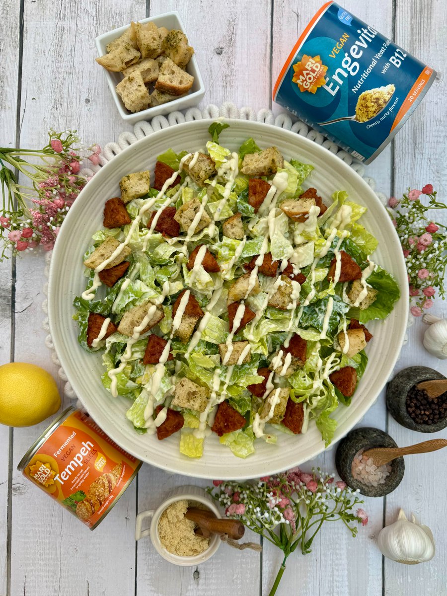 marigoldfoodsuk's tweet image. Anybody mind if we use the phrase scrum-diddles???🤣
BEST EVER PLANT-BASED CAESAR SALAD 🥗
Crispy, creamy, smoky, and completely dairy-free - from fan 'Veggie Food Joe' using our Tempeh and nooch

Does anyone want to see the video?

#vegans #Foodie #FoodSpot