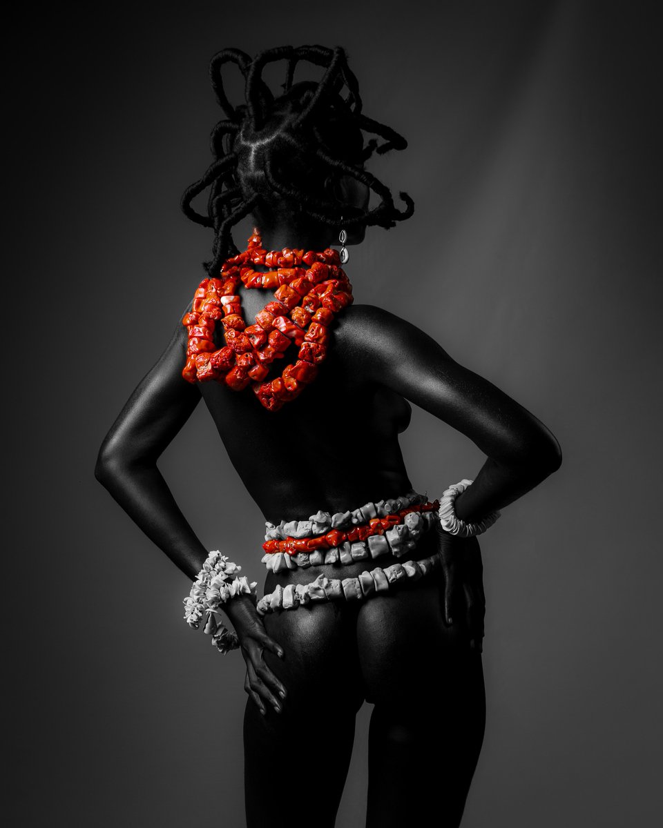 GM, Happy #TEZOSTUESDAY 

ADAEZE” which means Princess, daughter of a King, is an Igbo name in Nigerian origin and usually given to a female. The red coral beads usually worn on the neck/ waist and head to magnify the embodiment of the African woman.

objkt.com/tokens/KT1RGLd…