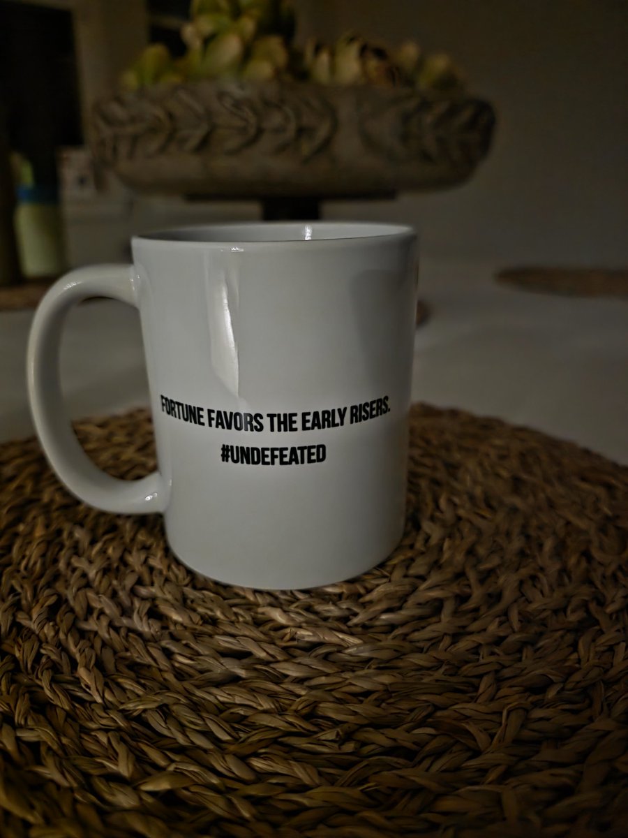 UNDEFEATED_BRO's tweet image. Fortune favors the early risers. #undefeated