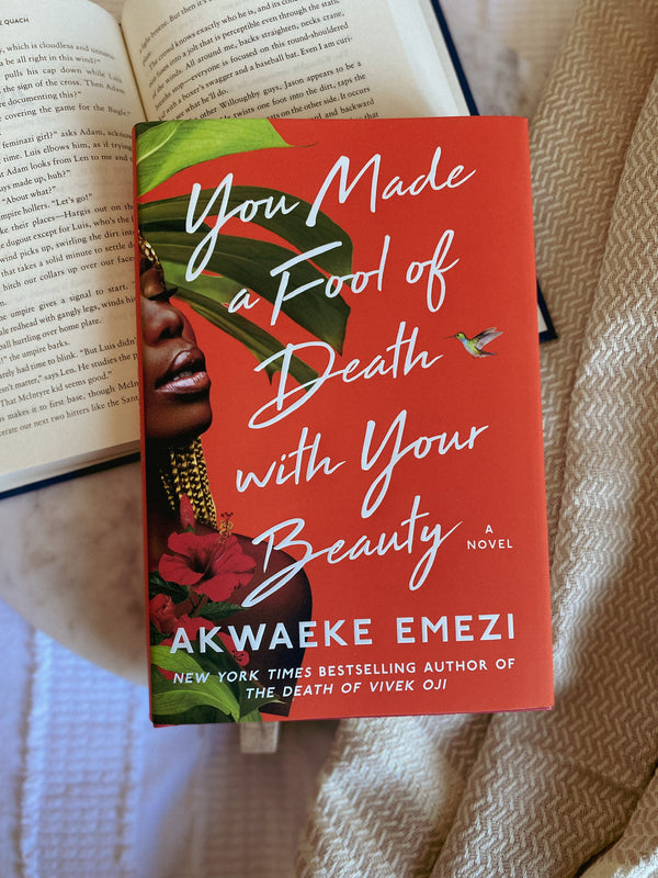 CuratewithMinah's tweet image. You Made a Fool of Death With Your Beauty by Akwaeke Emezi.
This book is hot, healing, and so human.
Feyi doesn’t know if she’s grieving, healing, or just getting reckless.
Forbidden love, stunning writing, and a man that will ruin your life.
Read it with red wine.