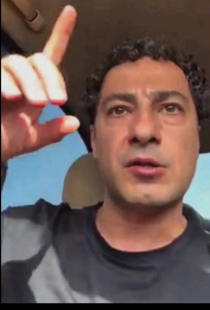 mohammad1_1383's tweet image. یه نفر به بچه ها گفته که زبان رو میشه تو 5 ماه از صفر تا صد یاد گرفت. دارم میرم اونجا امیدوارم که حقیقت نداشته باشه