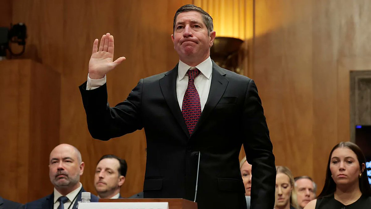 美国人事管理局主管提出将DOGE的效率提升措施“制度化”】美国政府新任人力资源主管斯科特•库珀(Scott Kupor)表示，他希望将政府效率部( Doge)对“运营效率”的追求“制度化”，同时与埃隆•马斯克(Elon Musk)有争议的削减开支方法保持距离。  https://t.co/Vw45NuNW0g