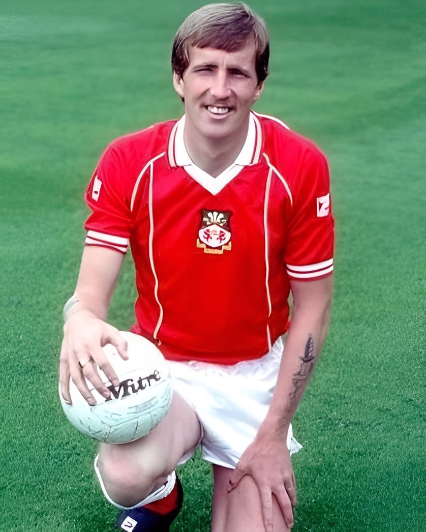 RobRyanRed's tweet photo. In an official @Wrexham_AFC statement, the club confirm they are commissioning a Joey Jones statue to be placed outside of the new Kop stand https://t.co/pGmQqV9Dm8