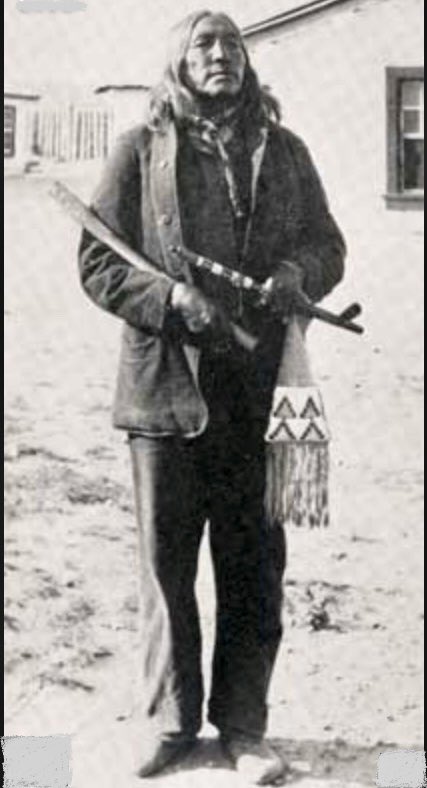 OpsEliteN8vKick's tweet image. The Truth of the Matter is; Blackfeet/Pikuni Chief’s, Elder’s, Tribal Leader’s and the Chieftainship from Chief White Calf. Yes, Chief White Calf is my Great G Grandfather (My 4th Grandfather) I am part of the Chief White Calf Clan, Chief W.C.&Sons. I have the same DNA that was…