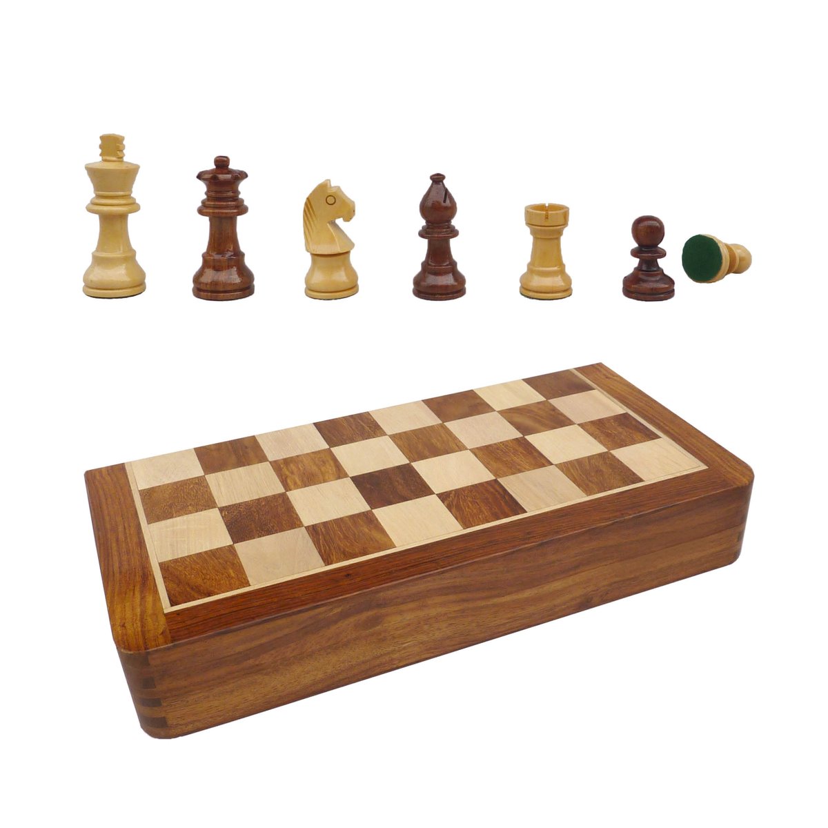 euroschach's tweet image. Die "Schachkassette, midi" ist in verbesserter Form bei uns zurück am Lager👉: euroschach.de/schachspiel-ma… Keine Scharniere mehr, sondern starke Magnete verschließen das Spiel. 🥰😃♟️

Schaut bei Euro Schach in Dresden! 👋 #schach #Chess #chessgame #Ajedrez #Reiseschach #TravelChess