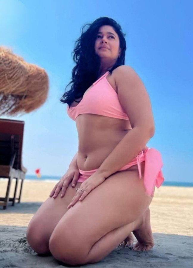 Gwc5stYXwAAFwjI?format=jpg&name=900x900