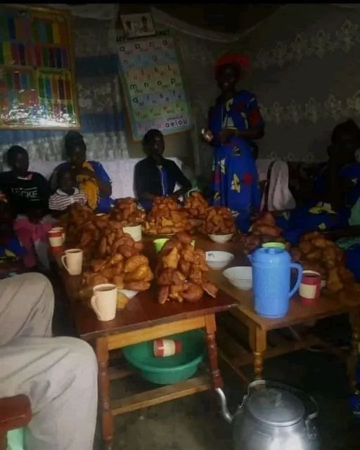 josh_naly's tweet image. Went to Lira for breakfast but I think these guys wheat flour is free of charge....... like what&apos;s this