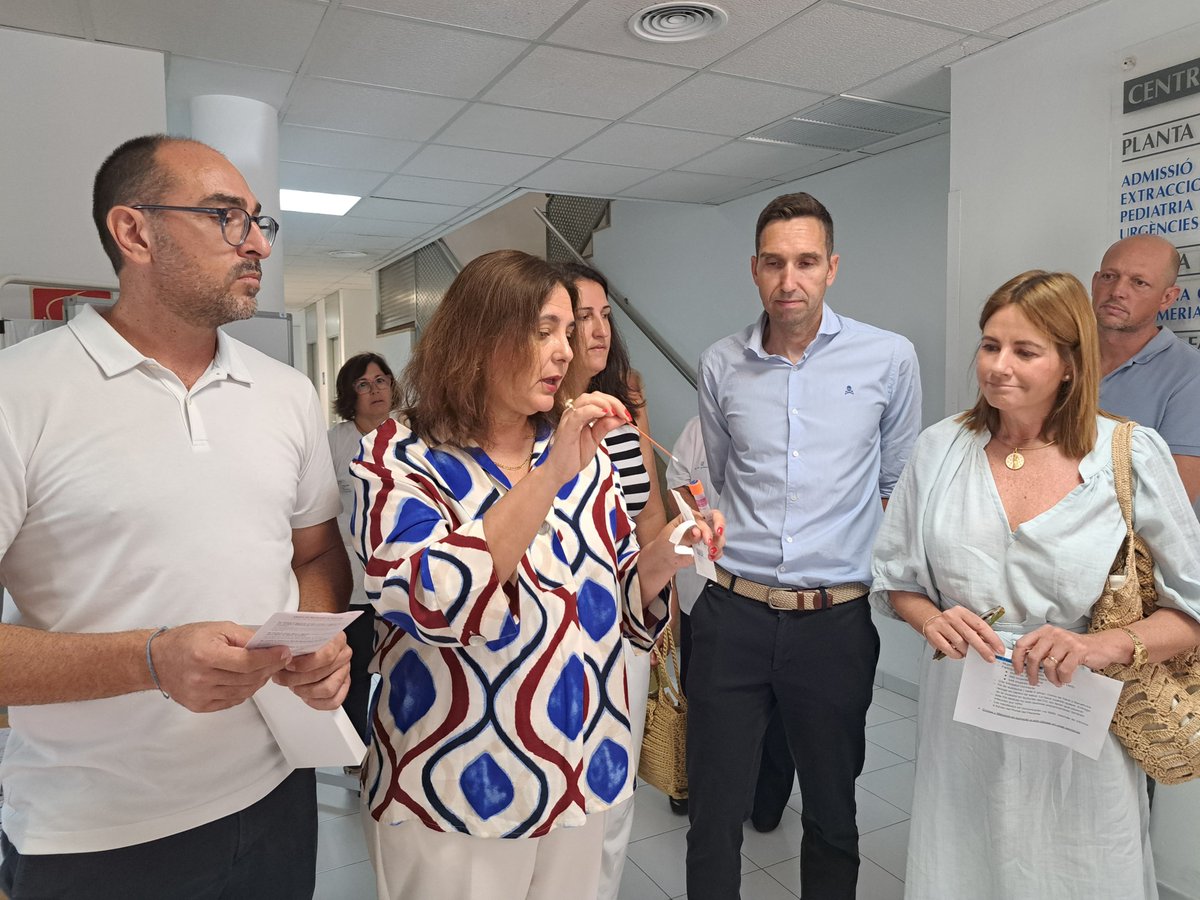 SalutGOIB's tweet image. Iniciam la segona fase del programa pilot de detecció precoç del càncer de cèrvix, que es durà a terme aquest estiu al centre de salut de Campos
🟢La detecció precoç i la vacunació contra el VPH, claus per a la prevenció d'aquest tipus de càncer
🔗 tn.caib.es/3fZCimhFVR64