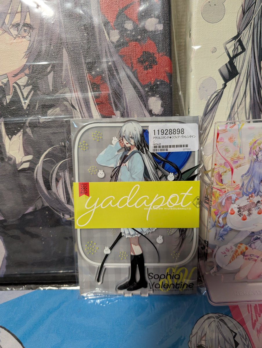 moga_ps4's tweet image. ヤダポットコレクションに新たな最強可愛いが追加〜！キャンバスボード欲しかった…#yadapot