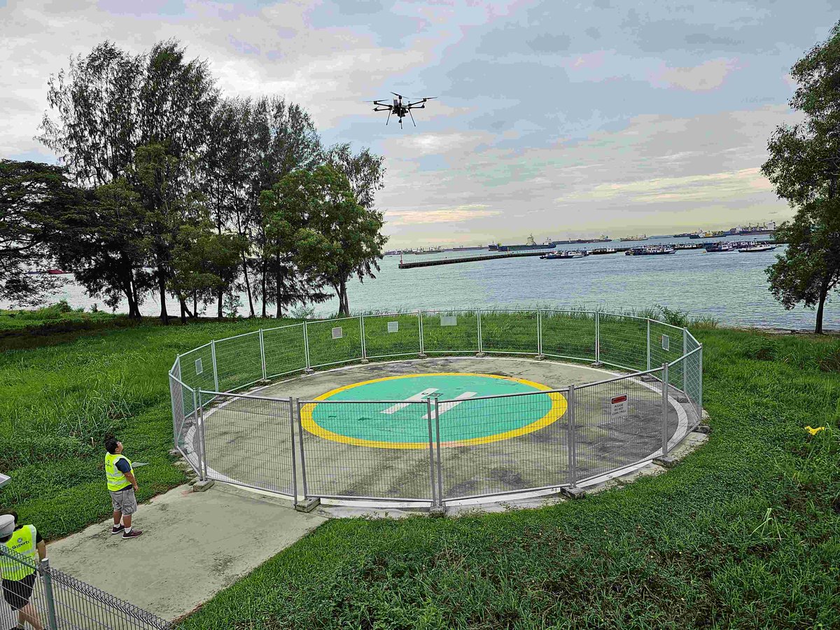 eVTOLInsights's tweet image. . @Skyports_DS, TFG Marine “Complete Singapore’s First Ever Drone Operations For Bunker Tanker Vessels”
evtolinsights.com/2025/07/skypor…