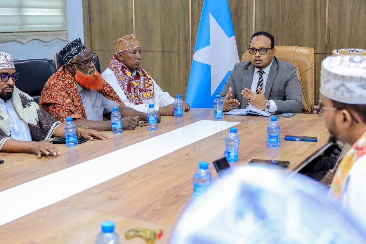 “The fight against money laundering and terrorist financing is a national duty. Traditional elders and civil society must stand at the forefront in protecting our people from the harm of extortion and the destructive agenda of the Khawarij”

- H.E Abdihakim Ashkir
