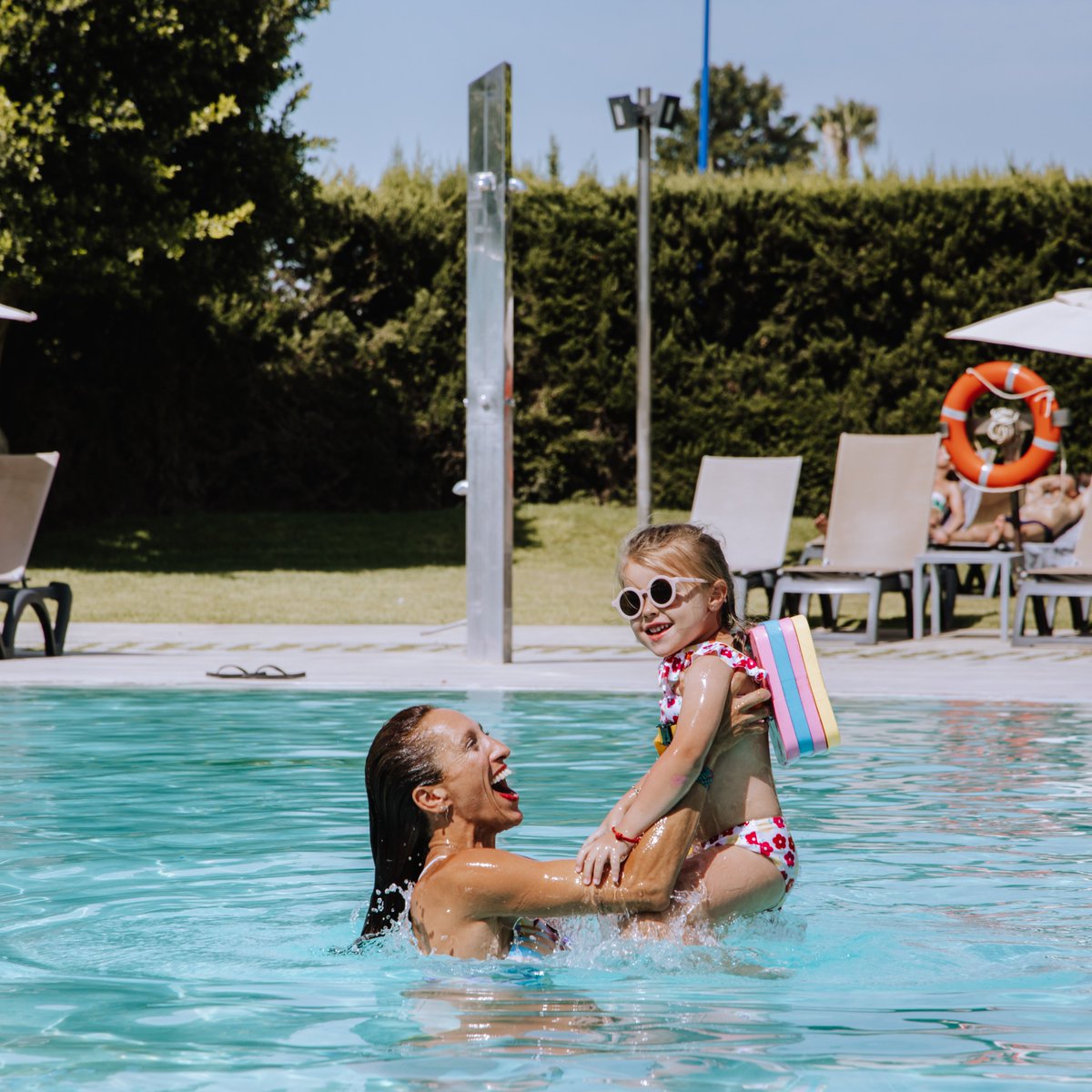 Las #VacacionesFamiliares mejor en Barceló Sevilla Renacimiento👨🏻‍👩🏽‍👧🏽‍👦🏼

bit.ly/Barcelo_Sevill…