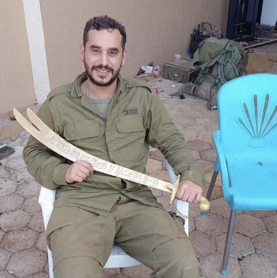 Sara11394499422's tweet image. اللي ناطر نضولة والشيعة بالساحل وهوي كل يوم عم يتوعد رح يعمل ويسوي بالساحل:
مابتمون على رجلنا نضولة لا أنت ولا الشيعة ولا الحزب انضب
هامش: نضولة صاير عاشق لأبو عمشة كل يوم بنزلن بوست تبرئة من المجازر بالعلوية والدروز تخيلوا الحضيض اللي وصلو هالسافل
@nidalhamade2
@EdyCohen