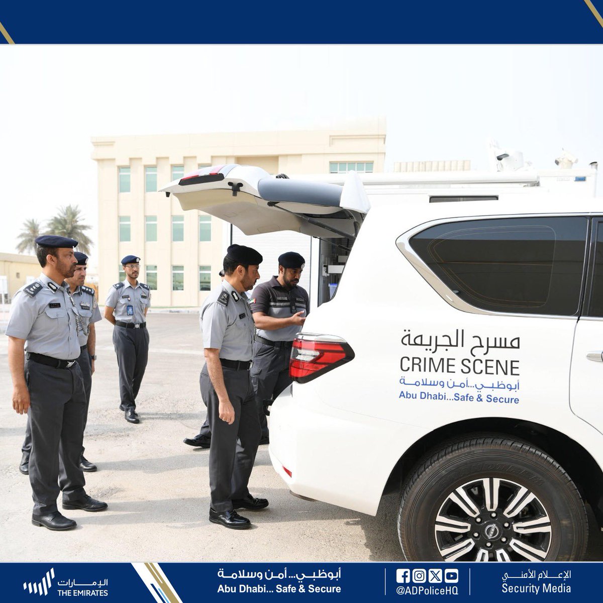 ADPoliceHQ's tweet image. #أخبارنا | قائد عام #شرطة_أبوظبي يطلع على الجهود التطويرية بإدارة مسرح الجريمة
التفاصيل :
facebook.com/share/p/16yGPT…