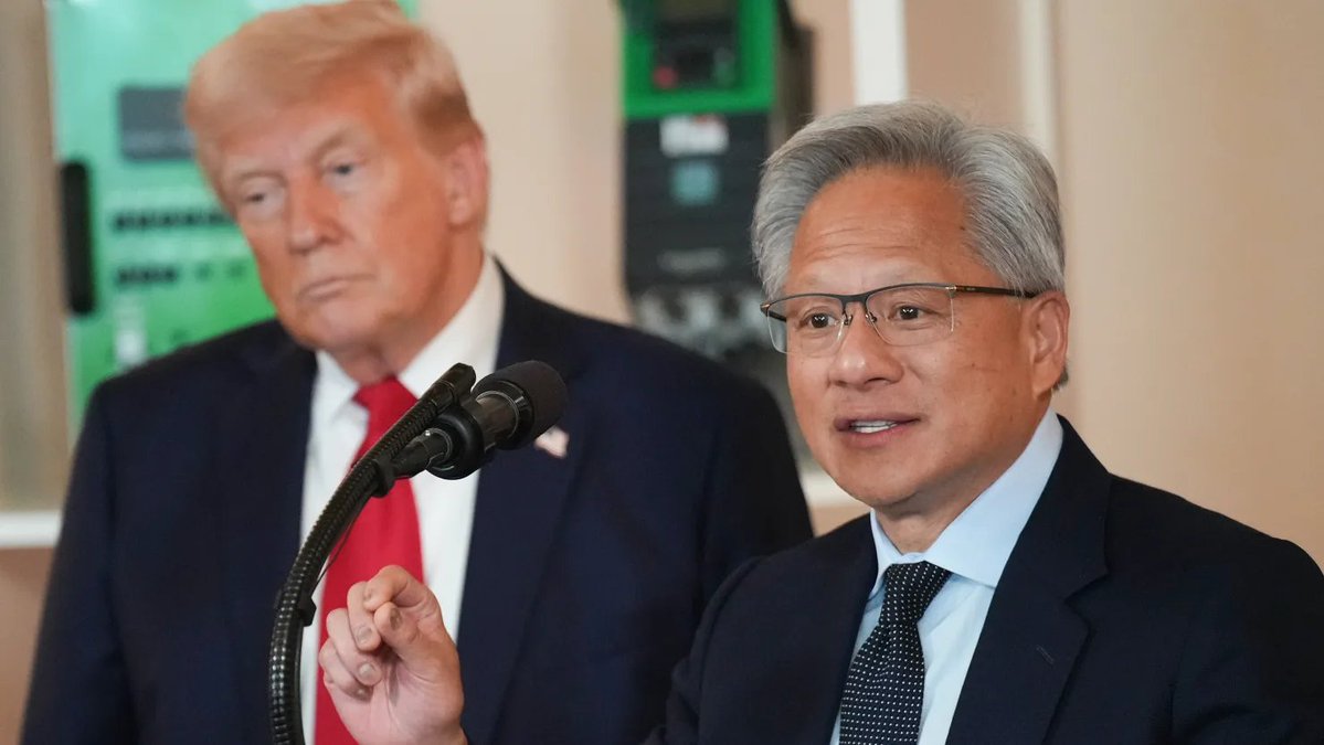 sarbjeetjohal's tweet image. Clout wars: Jensen Huang eclipses Elon Musk and Tim Cook in Washington.
A CNBC story: cnb.cx/44PCSdS