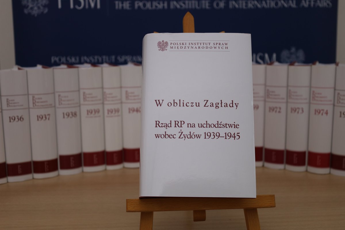 PDD_PISM's tweet image. #OTD 1942 rozpoczęła się wielka akcja likwidacyjna w getcie
Zob. #PDD1942 i tom "W obliczu Zagłady"
Biuletyn Polish Information Center z 18 VIII 1942: „Burmistrz ghetta żydowskiego w Warszawie, Czerniakow, popełnił samobójstwo. Zażył truciznę, którą zawsze nosił przy sobie..."