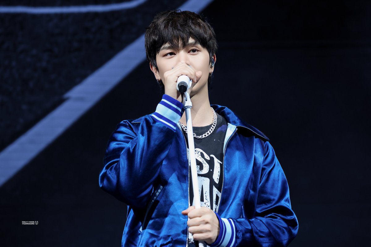 ganggang_pic's tweet photo. 250719 The blue journey in 홍콩[HD]

#육성재 #성재 #Sungjae

@BTOB_6SJ @YookSJ_official https://t.co/RRuqm02M9i