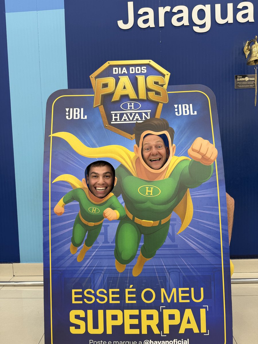 LucianoHangBr's tweet image. Aproveitei a visita na nossa loja em Jaraguá do Sul e tirei uma com meu filho @lucashang__ kkkk