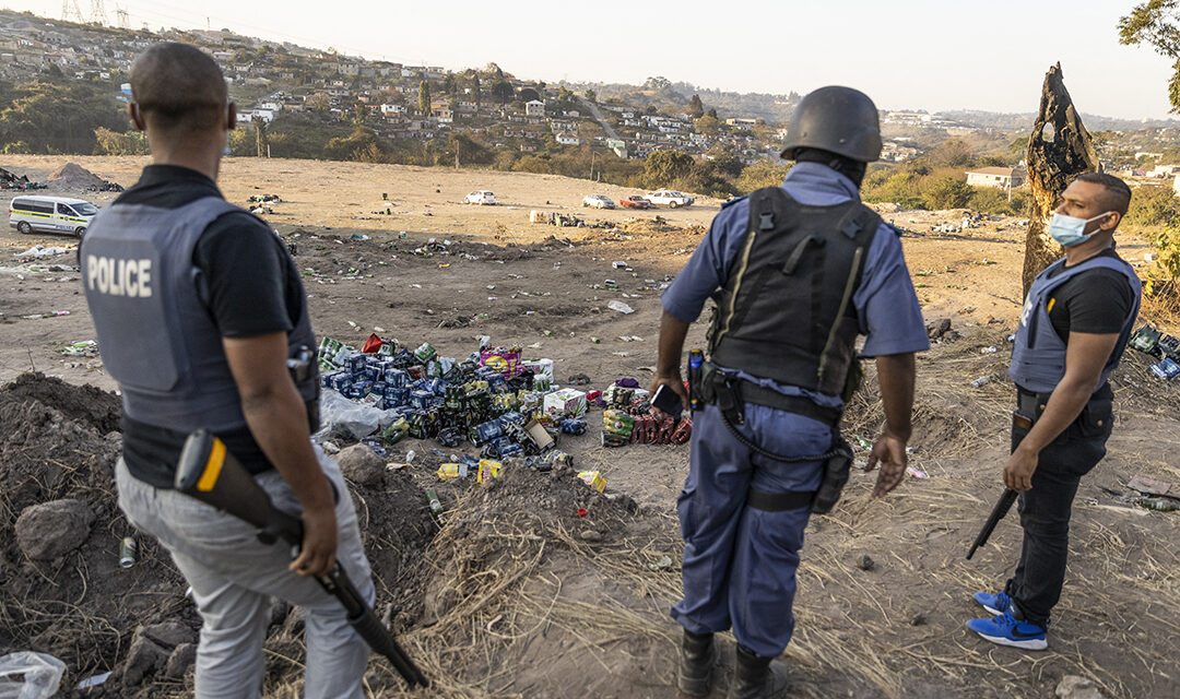 GGA_org's tweet image. From the 'original sin' of colonial dispossession to the 'kleptocratic elites' of the post-apartheid era, Good Governance Africa SARO’s CEO, Lonwabo Patrick Kulati unveils a pervasive thread of corruption that has historically blighted South Africa. His piece connects the dots…