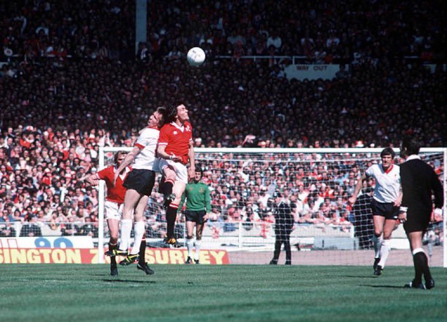 Sad to hear that former #Liverpool player Joey Jones has passed away at the age of 70.

Jones was an #FACup final runner up with #LFC following their defeat to #ManUnited in 1977.

The first final I remember watching on tv as a kid.

RIP Joey 

<a href="/FootballArchive/">A Football Archive*</a>