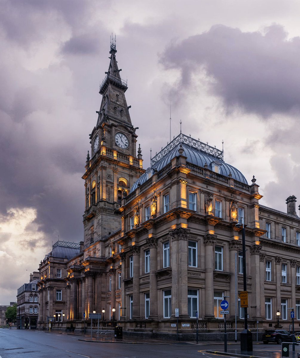 LiverpoolVista's tweet image. The impressive Municipal Buildings, Dale Street, #Liverpool which has been converted into a hotel.