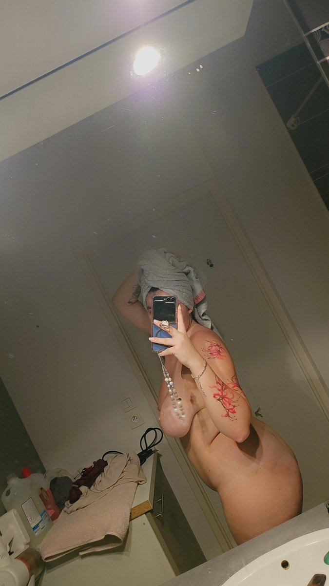 Qui dit #MardiMiroir dit lavage de cheveux ! 

mym.fans/_pony

<a href="/Body_Art_be_fr/">Sex and Body Art 😏</a> <a href="/nofacemodele/">nofacemodele🔞5k</a> <a href="/OrgasmicGroup/">Virtual Orgasmic Group 100k 🔞</a> <a href="/lesseinsdumonde/">Les Seins 😍</a> <a href="/lafrancecoquine/">La France Coquine</a> <a href="/FrancaisesSexy/">Sexy Francaises</a>