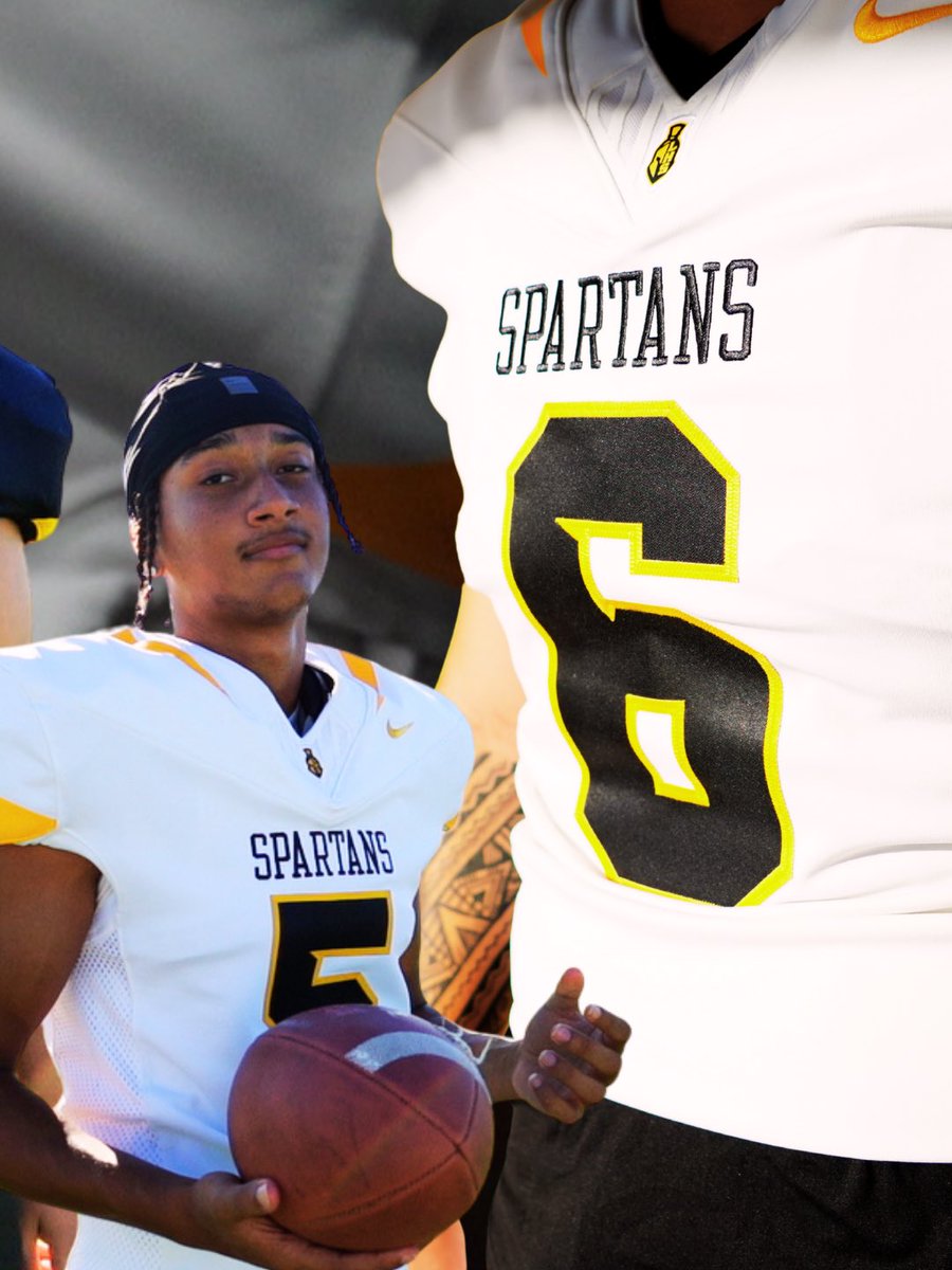 LHSSpartansFB's tweet image. New look. 👀 Same fire. 🔥
📸: High Tech Sports Network
#lathropfootball #LHS #spartannation #spartanstrong #blackandgold #footballfam #2025season #letsgo #varsity #jerseyreveal #samegrit #newseason