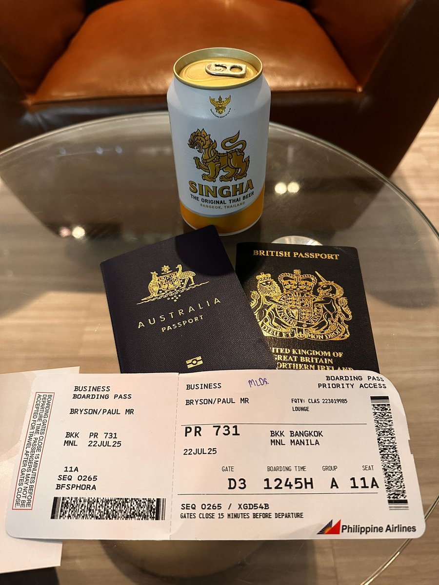 Paul Bryson (@soi6cufc) on Twitter photo Obligatory airport peeve Obligatory airport peeve