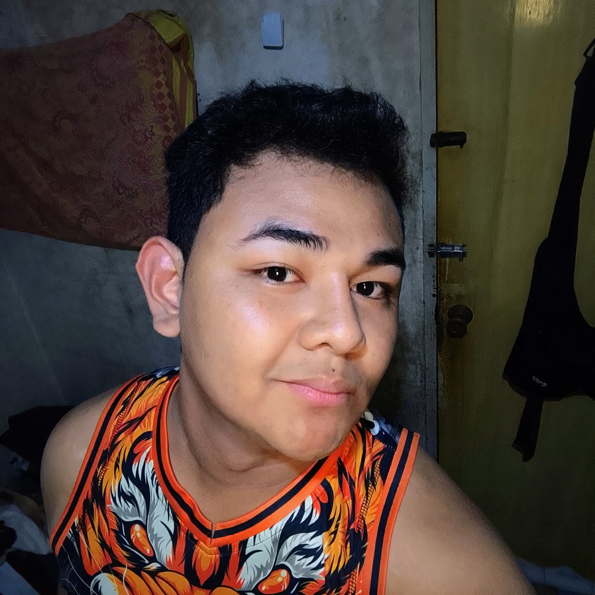 SmileX121's tweet photo. 🐷 https://t.co/ByWQfqYVaN