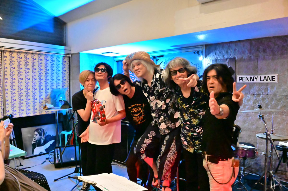 Muse_to_Brunch's tweet image. 7.19 ミューズとブランチ170『ミューズと愛ランド』🌴＠新島れすとはうす みんと　へご来場の皆様、ご出演の皆様、関係スタッフの皆様、誠にありがとうございました‼️
初の離島企画、皆様のおかげで素晴らしい旅となりました💕🛳
[act]マギー☆フランソワ/Wild Julian One/中尾 諭介
#ミューブラ