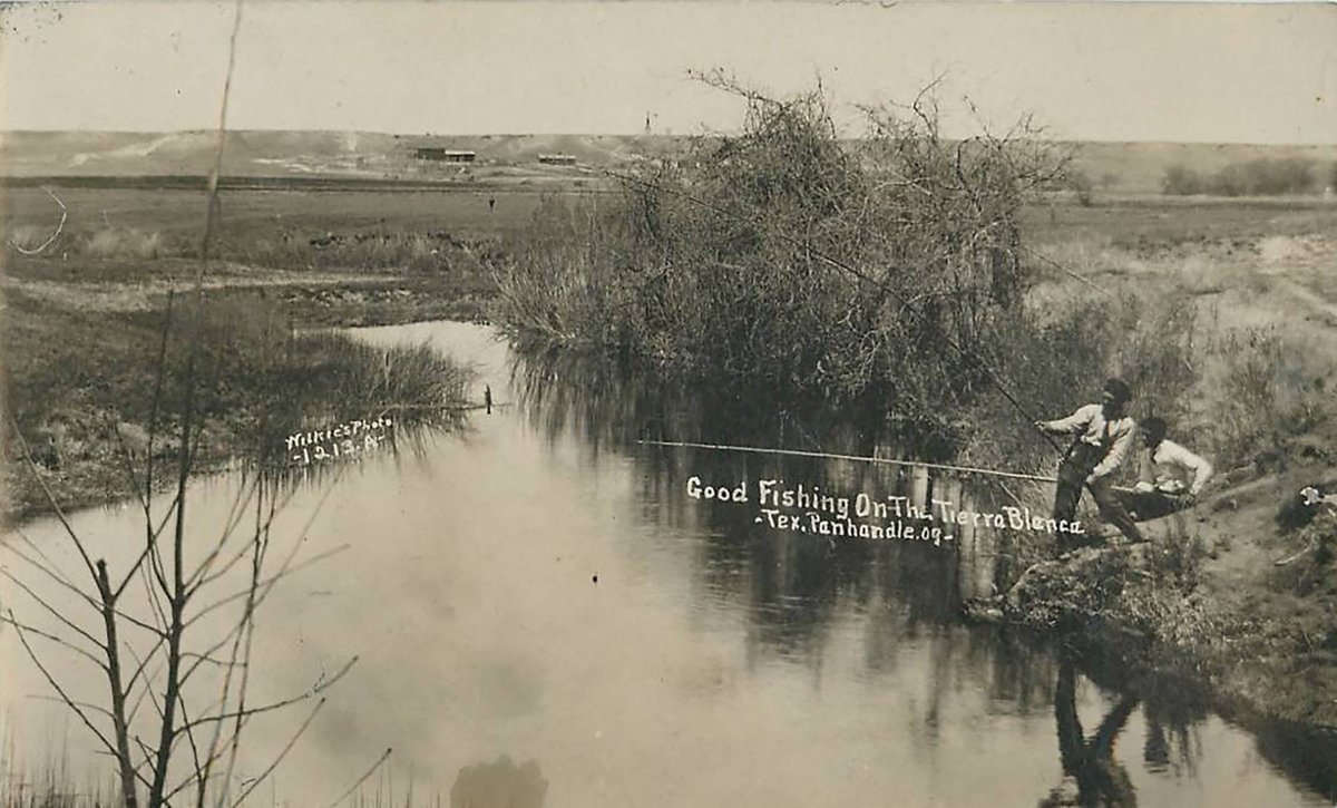 TracesofTexas's tweet image. Two men fishing on Tierra Blanca Creek in the Texas Panhandle circa 1905. Tierra Blanca Creek starts out in eastern New Mexico and winds its way into the Texas Panhandle, where it eventually merges with Palo Duro Creek just southeast of Amarillo. These days, the creek isn’t…