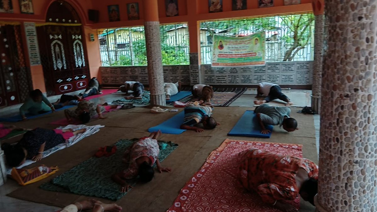 Mahila Patanjali Yoga Social media Coochbehar tweet media