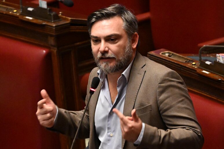 marsetac's tweet image. Dopo le due pesanti sconfitte incassate ieri dalla propaganda putiniana, non potevano mancare le dichiarazioni raccapriccianti del M5S, che ha voluto così confermare la propria straordinaria capacità - persino cresciuta in epoca Conte - di essere SEMPRE dalla parte sbagliata…