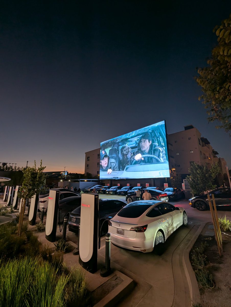 LasVegasLocally's tweet image. The world's first Tesla Diner β a retro-futuristic diner + drive-in movie theater + 80-stall Supercharger station β opened in Los Angeles today. Rumor has it, another one will be opening in Las Vegas very soon... (πΈ Dave McDaniel)