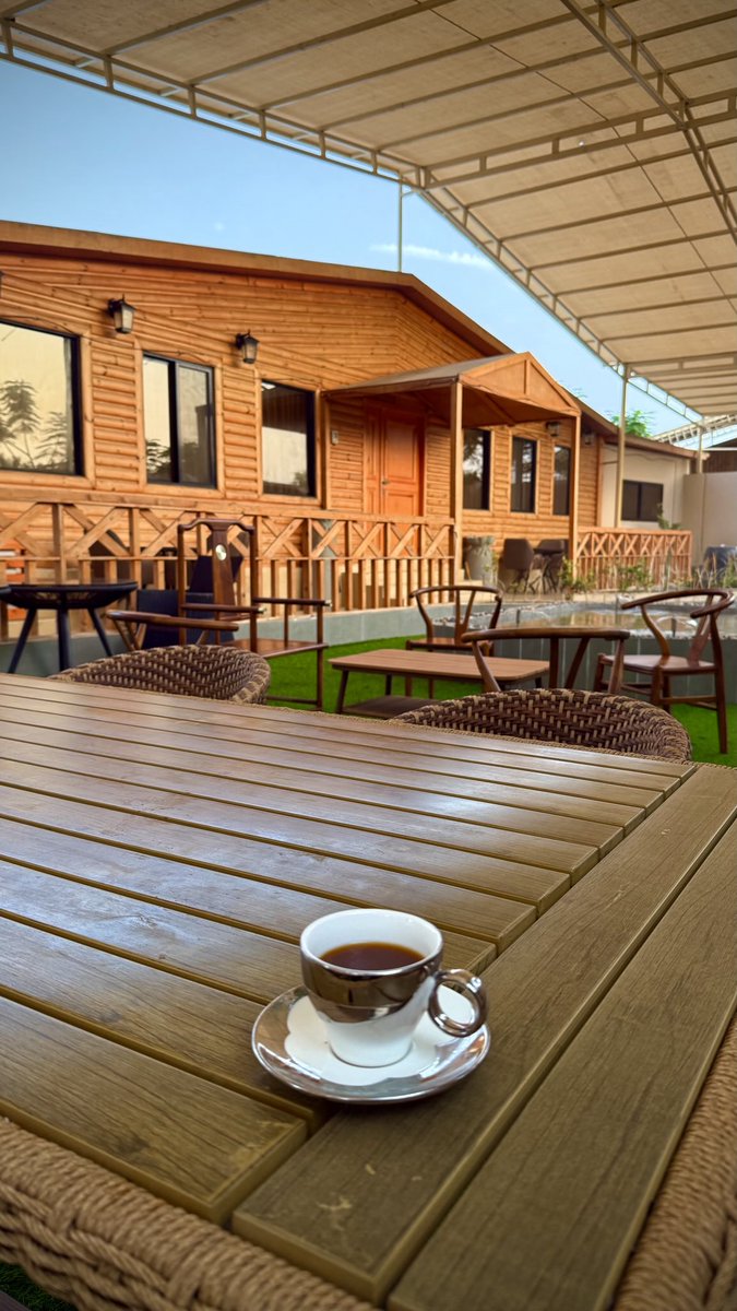 من النِعَم الكريمةأن تألَف وتؤلف،
أن تكون هيّنًا ليّنًا مُهذّبًا
*لا غليظًاولافظاً ولابذيئًا،

يحبك الناس لمايجدونه فيك من الطيبةوالسماحة،ويأنسون بقُربك،وهذه السمات من مكارم الأخلاق التي ترتقي بصاحبها،
ومَن حازَها حازَ خيرًاكثيرًا.

*اللّهِمّ إنانسأْلك القبول عندك،
وعندخلقك🤍