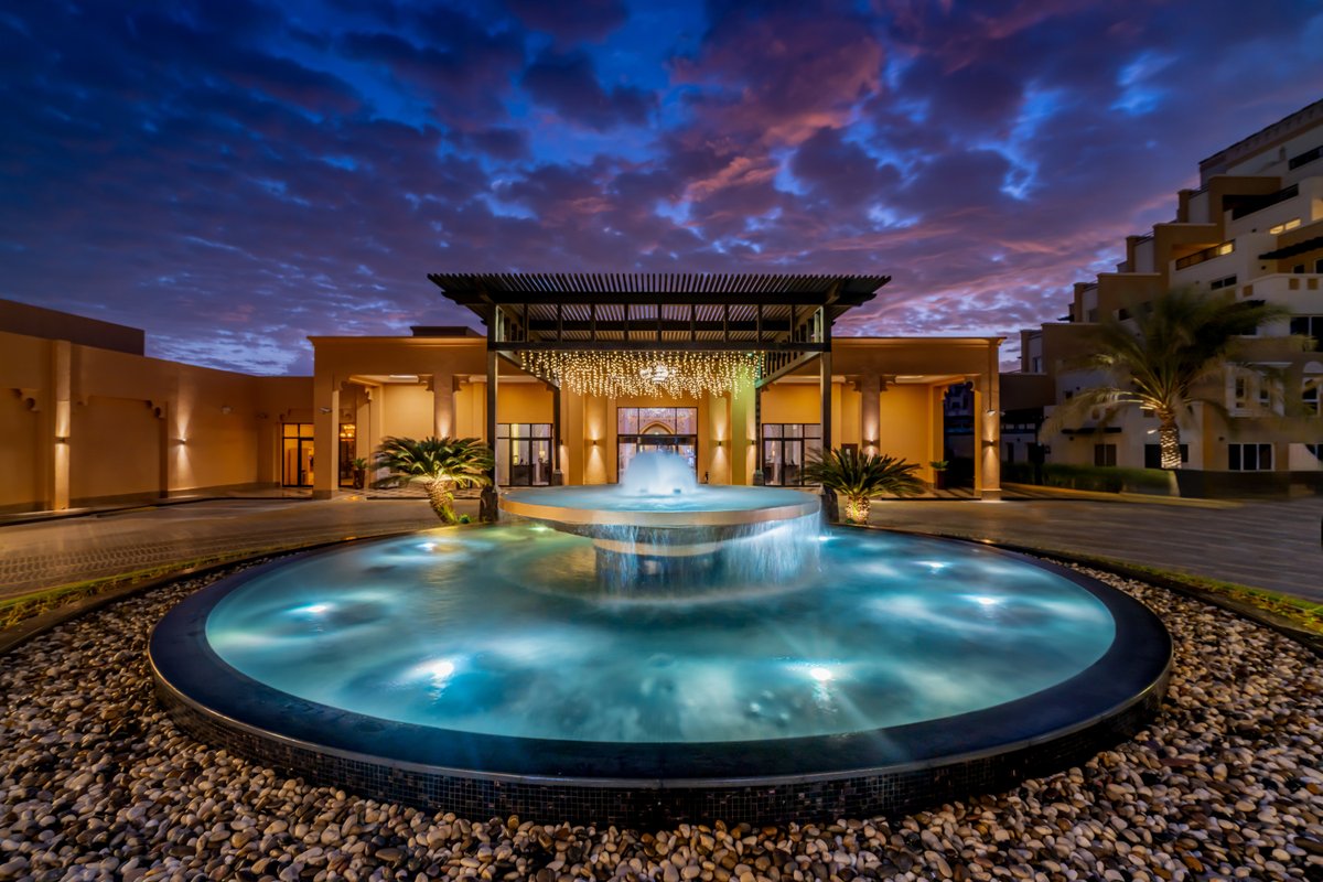 DOTW_News's tweet image. An exhilarating playground for young and old alike, Rixos Bab Al Bahr sets the tone for a lively getaway with unlimited entertainment, splendid cuisine and sublime service.

🔗 Read more: dotwnews.com/resorts/rixos-…

#rixosbabalbahr #luxury #resort #rasalkhaimah #uae