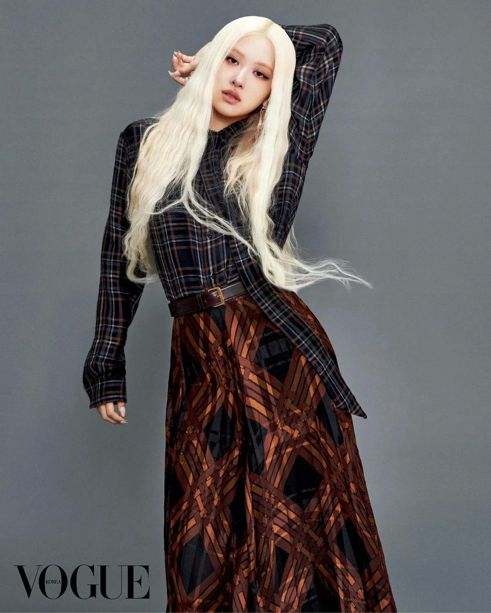 BPxSpotify's tweet image. #ROSÉ has now surpassed 4 BILLION streams on Spotify across all credits.