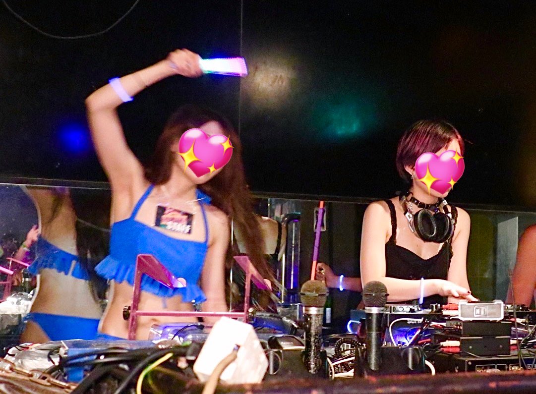 可憐なＫＫガールズ
2人のキュンキュンプレイも一見の価値ありだね〜